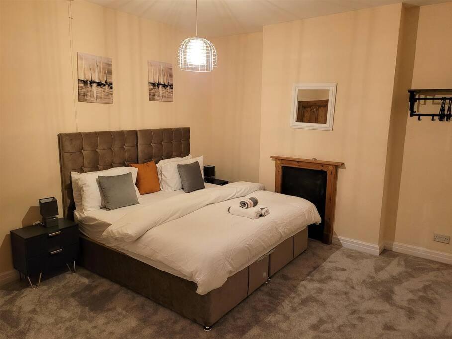 Nice 4-Bedroom Vacation Home With Indoor Fireplace Wellington  Exterior foto